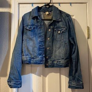 Levi’s woman’s Jean jacket